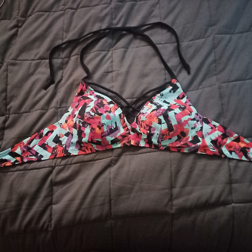 Bikini top